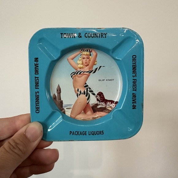 Vintage Town & Country Cheyenne Ashtray Tin Metal Pin up Girl Sexy‎ Slip Knot - Picture 2 of 4